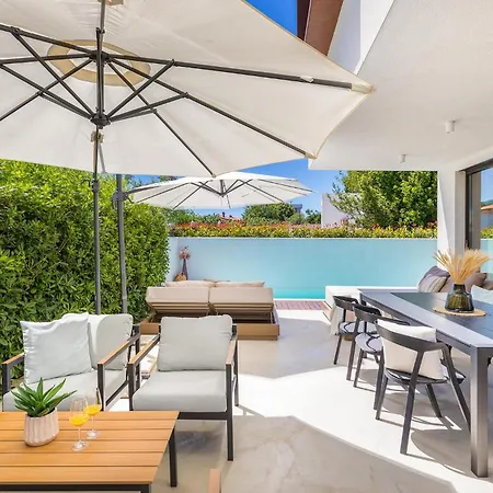 3 Bedroom Gorgeous In * Pula