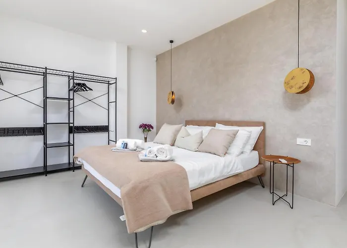 3 Bedroom Gorgeous In Pula