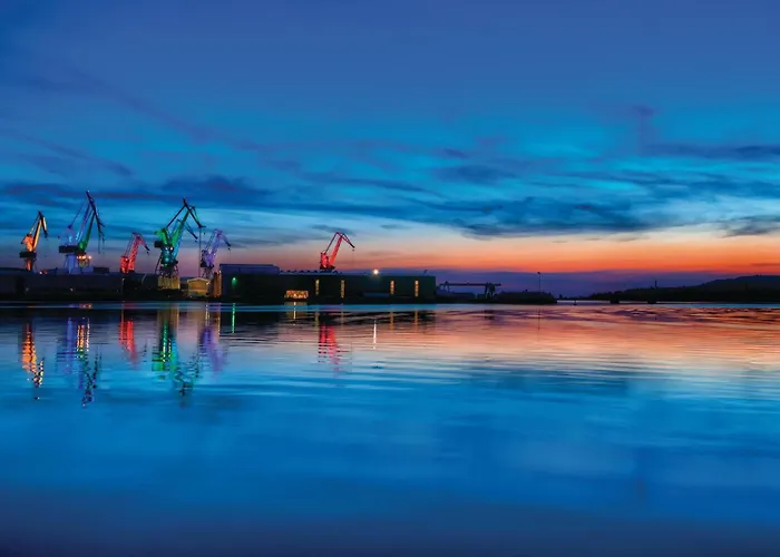 3 Bedroom Gorgeous In Prázdninový dům